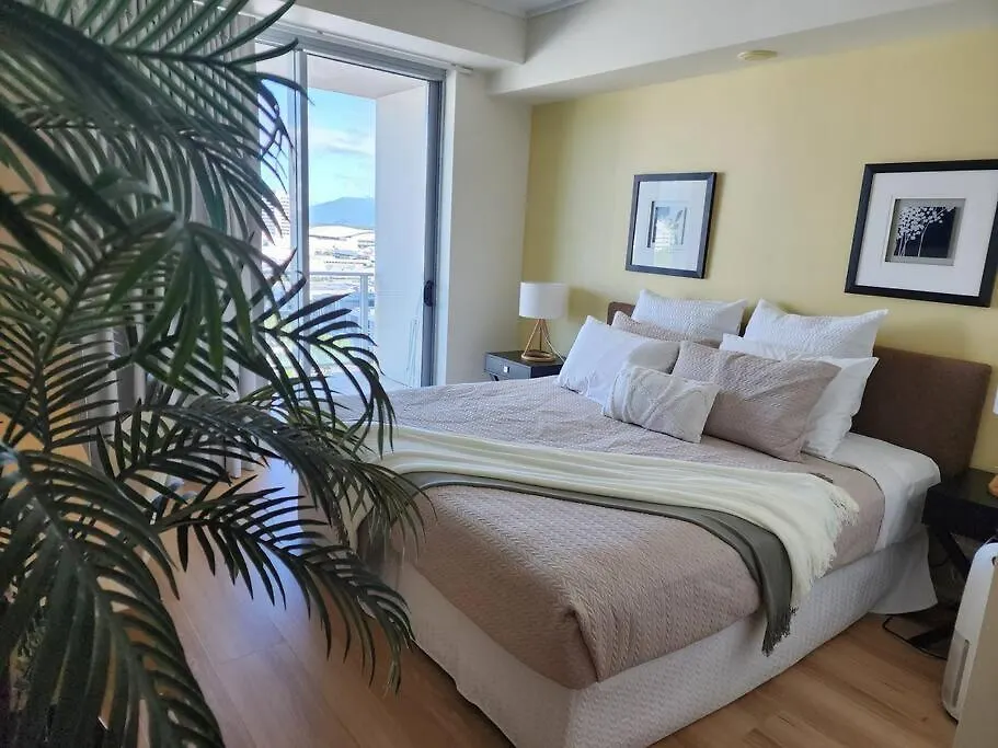 Studio Room In Cairns Esplanade! Ocean View! Heart Of Cairns Australien