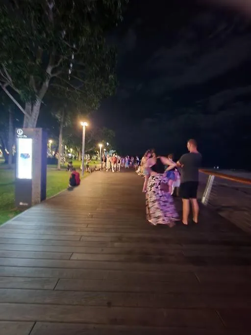 Studio Room In Cairns Esplanade! Ocean View! Heart Of Cairns